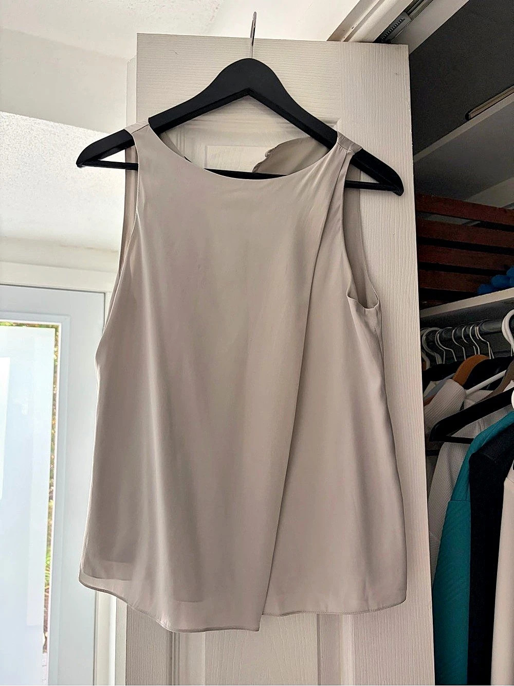 Giorgio Armani Silk Sleeveless Tank Top in Gray